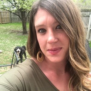 Meet your Posher, Cassie